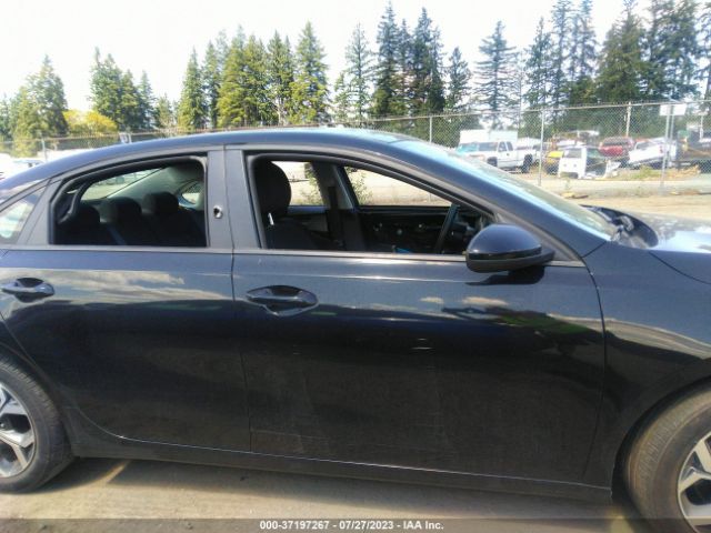 3KPF24AD7KE054158 KIA Forte Lxs