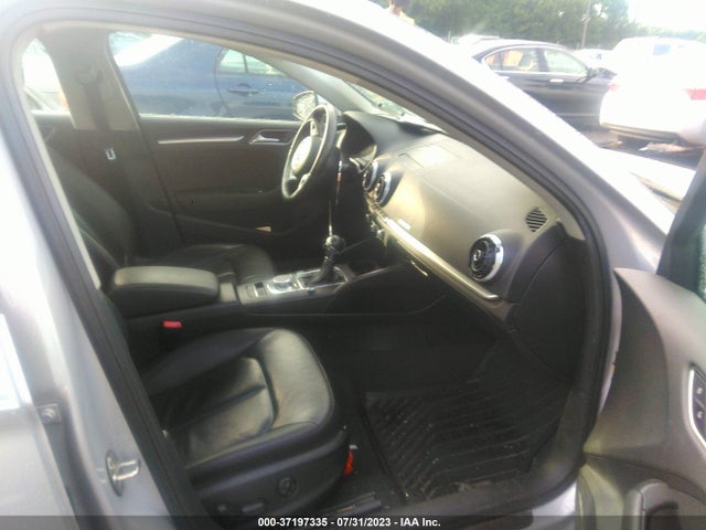 WAUEFGFFXF1043060 Audi A3 2.0t Premium Plus