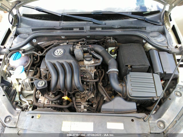 3VW2K7AJ0EM255154 Volkswagen Jetta Sedan S