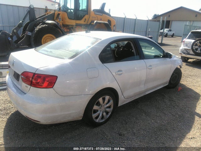 3VWD17AJ1EM425405 Volkswagen Jetta Sedan Se