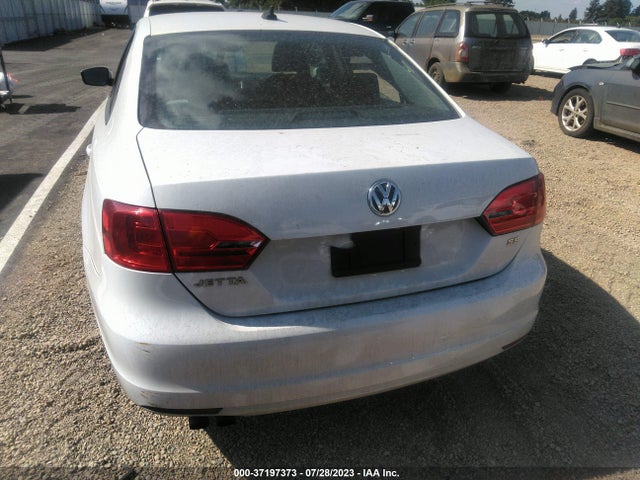 3VWD17AJ1EM425405 Volkswagen Jetta Sedan Se