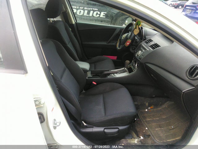 2010 MAZDA MAZDA3 I SPORT VIN: JM1BL1SF4A1293355