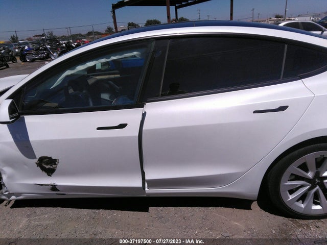 2022 Tesla 3, VIN: 5YJ3E1EB4NF285485