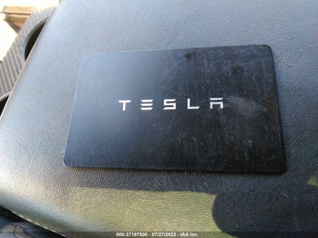 2022 Tesla 3, VIN: 5YJ3E1EB4NF285485