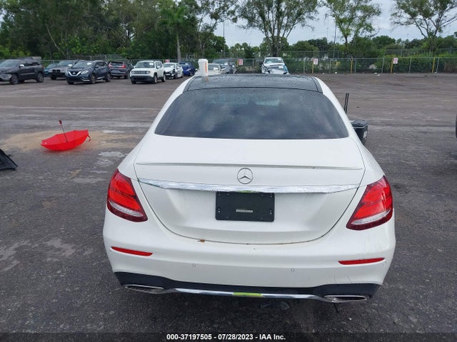 2019 MERCEDES-BENZ E-CLASS E 300 VIN: WDDZF4JB4KA589179
