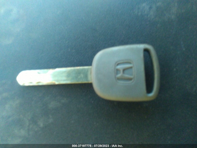 2011 HONDA PILOT EX-L VIN: 5FNYF3H68BB030024
