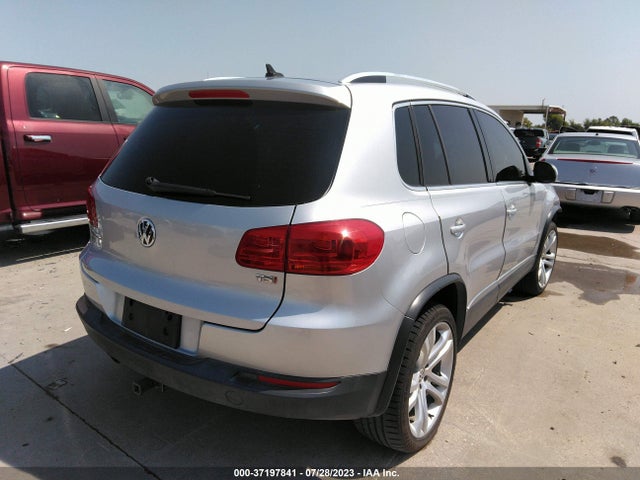 WVGAV7AX1GW513688 Volkswagen Tiguan Sel