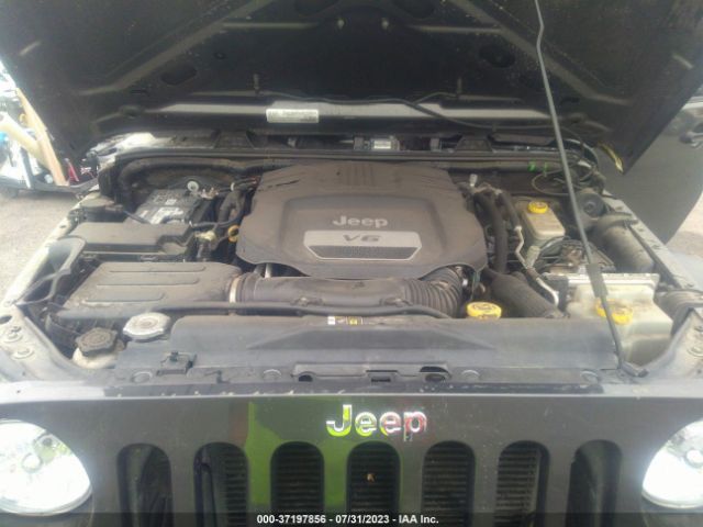 1C4BJWDG5HL615122 Jeep Wrangler Unlimited Sport