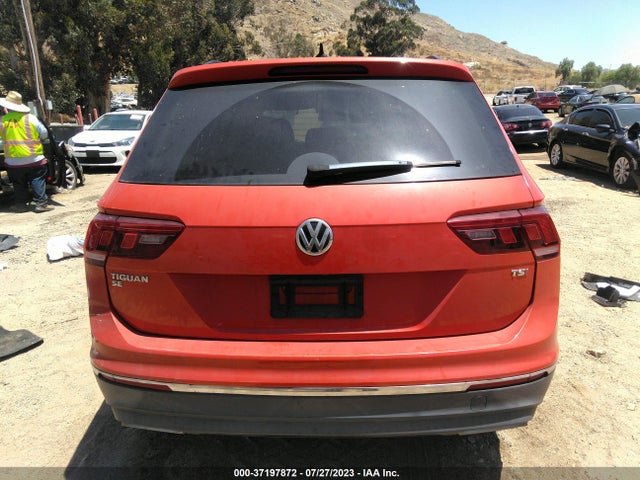 3VV3B7AX6JM208704 Volkswagen Tiguan Sel/se