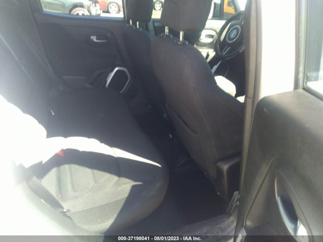ZACCJBBB9JPH15455 Jeep Renegade Latitude