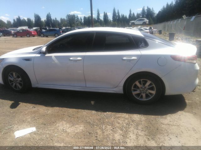 5XXGT4L38JG190536 KIA Optima Lx