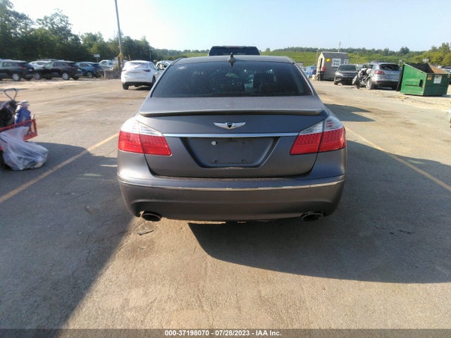 2011 HYUNDAI GENESIS VIN: KMHGC4DF7BU141330