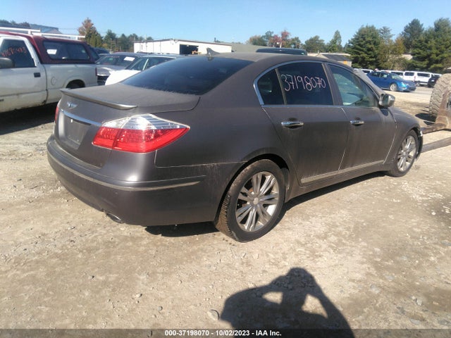 2011 HYUNDAI GENESIS VIN: KMHGC4DF7BU141330
