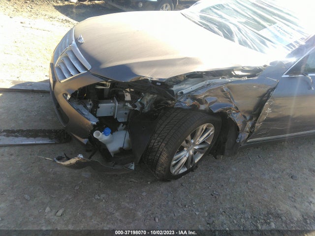 2011 HYUNDAI GENESIS VIN: KMHGC4DF7BU141330
