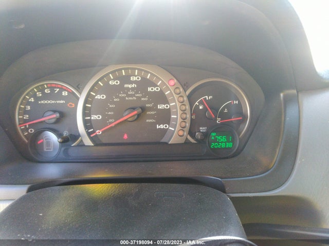 2004 HONDA PILOT EX VIN: 2HKYF18494H551194
