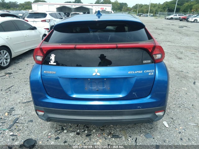 JA4AT3AAXKZ033942 Mitsubishi Eclipse Cross Es