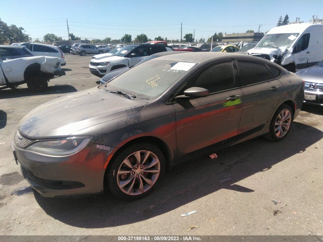 1C3CCCDG5FN560478 Chrysler 200 S