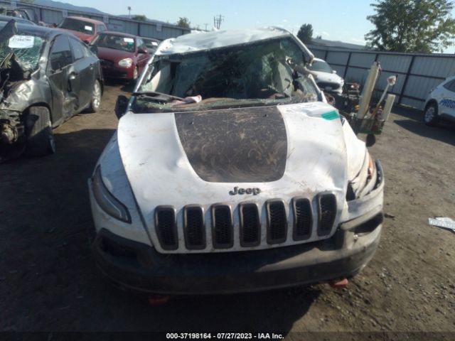 1C4PJMBX0JD525907 Jeep Cherokee Trailhawk
