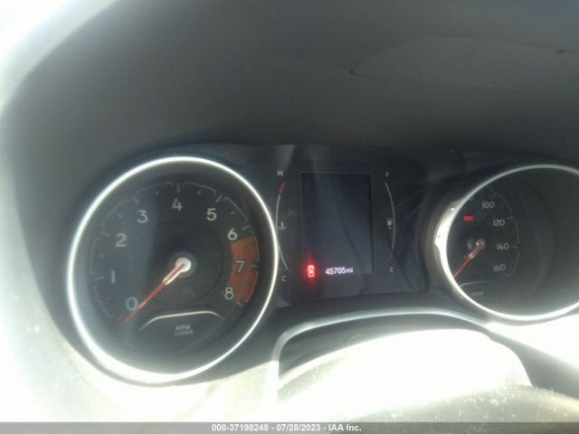 3C4NJCBB8JT408172 Jeep Compass Altitude