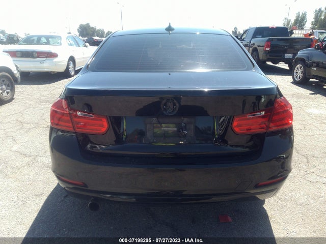 BMW 3 Series 320i 2015 WBA3B1G53FNT05452 Image 9