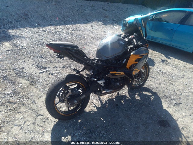 Kawasaki EX400 2018 JKAEXKG10JDA11101 Image 17