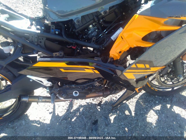 Kawasaki EX400 2018 JKAEXKG10JDA11101 Image 21