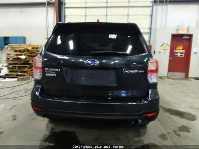 JF2SJAEC1JG565009 Subaru Forester Premium