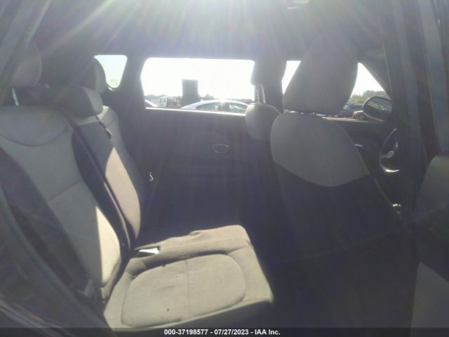 KNDJN2A21G7274942 KIA Soul Base