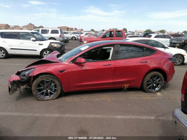 5YJ3E1EA2NF132451 Tesla MODEL 3