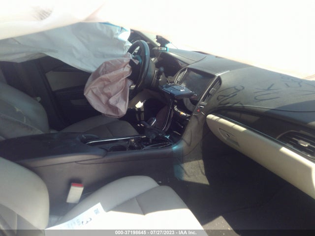 1G6AA5RX2H0125692 Cadillac Ats Sedan Rwd