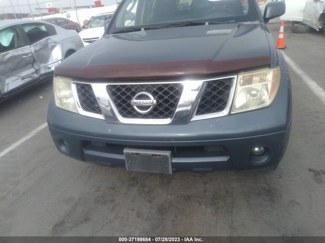 2005 NISSAN PATHFINDER SE VIN: 5N1AR18U35C778950