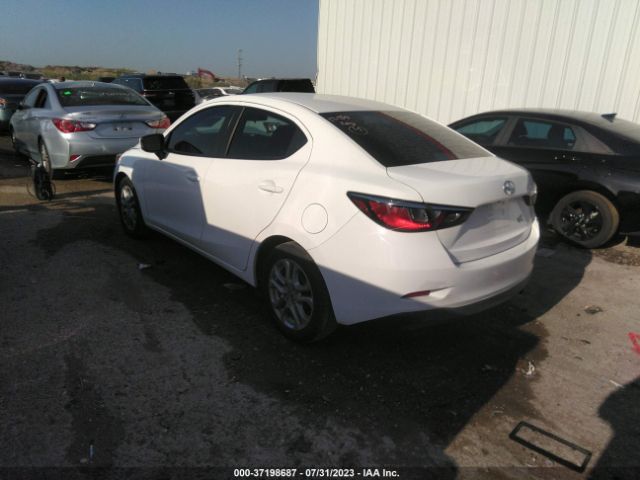 3MYDLBZV0GY106159 Scion IA