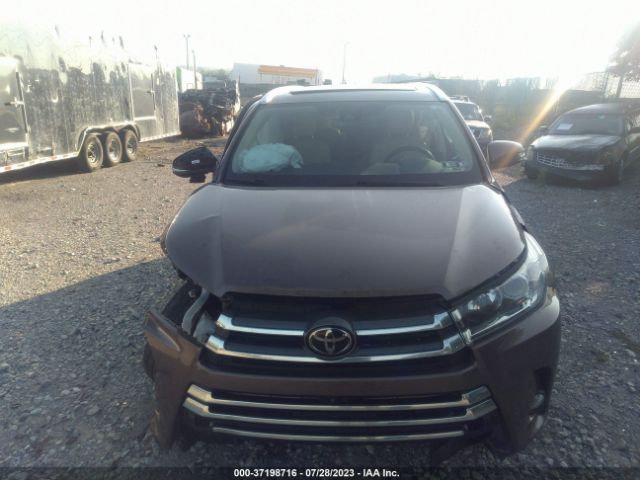5TDDZRFH0JS892581 Toyota Highlander Limited