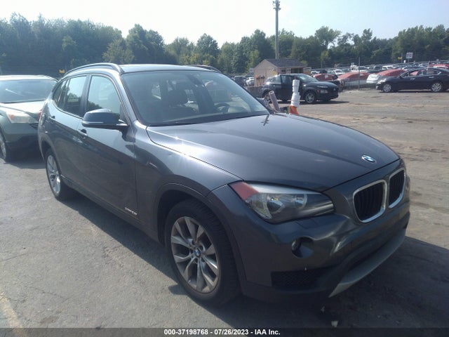 2014 BMW X1 XDRIVE28I VIN: WBAVL1C59EVY21745