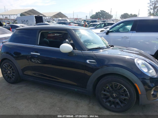 2018 Mini Hardtop, VIN: WMWXP5C53J3C65574