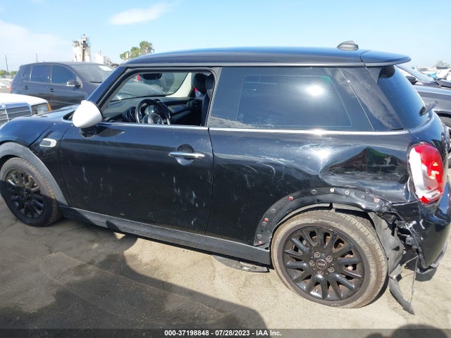2018 Mini Hardtop, VIN: WMWXP5C53J3C65574
