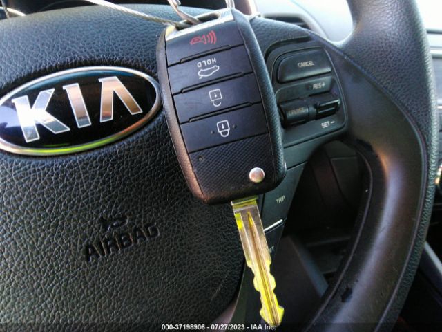 KNAFX4A69G5507005 KIA FORTE LX