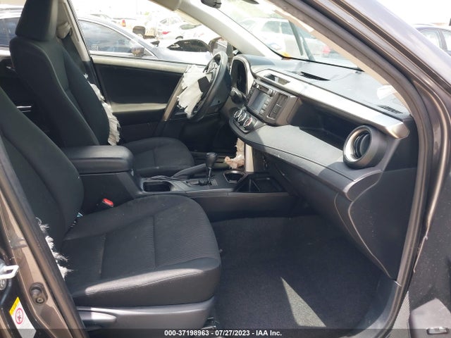 Toyota RAV4 LE 2017 JTMZFREV7HJ721646 Image 11
