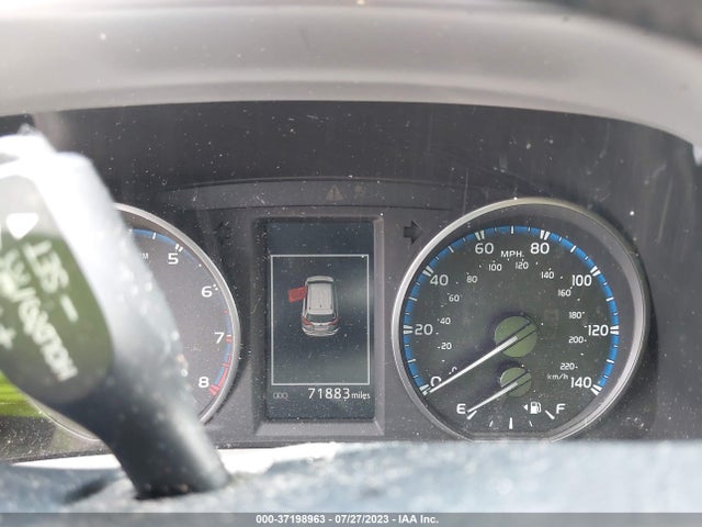 Toyota RAV4 LE 2017 JTMZFREV7HJ721646 Image 13