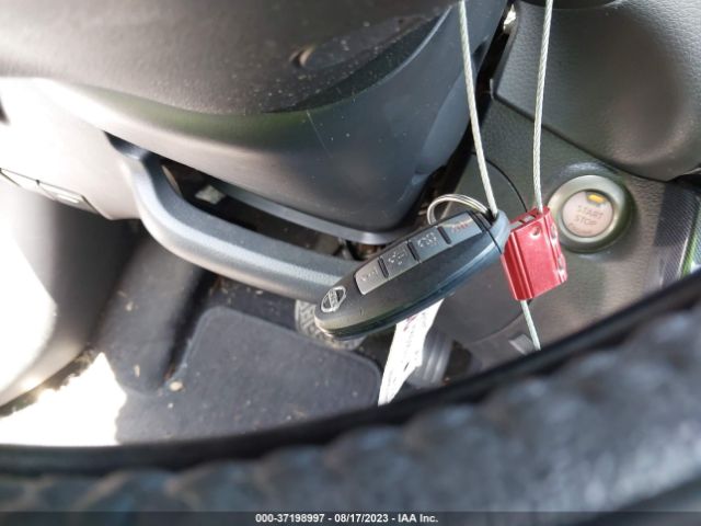 3N1AB7AP6HY235915 Nissan SENTRA SR