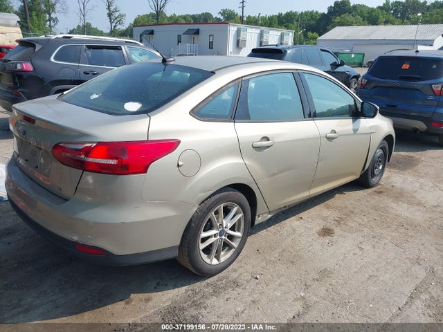 2015 FORD FOCUS SE VIN: 1FADP3F29FL304805