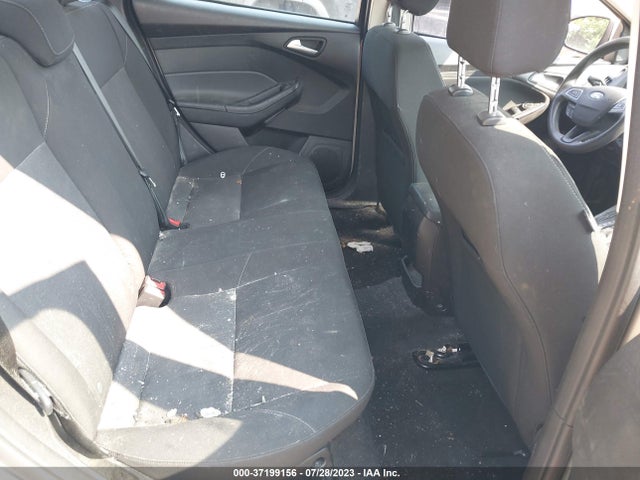 2015 FORD FOCUS SE VIN: 1FADP3F29FL304805