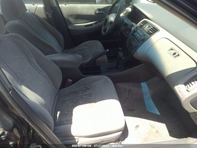 2000 HONDA ACCORD SDN EX VIN: 1HGCG6670YA122932