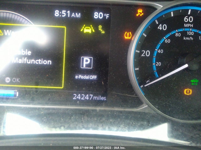 2021 Nissan Leaf, VIN: 1N4AZ1CV1MC555556