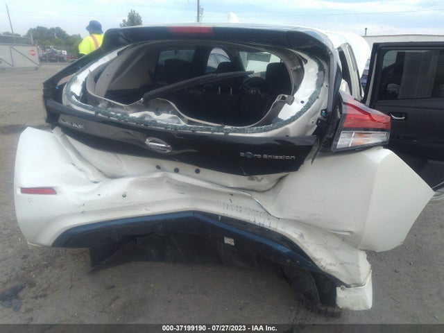 2021 Nissan Leaf, VIN: 1N4AZ1CV1MC555556