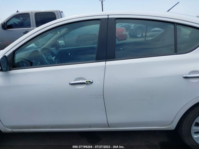 3N1CN7AP1KL831664 Nissan Versa Sedan Sv