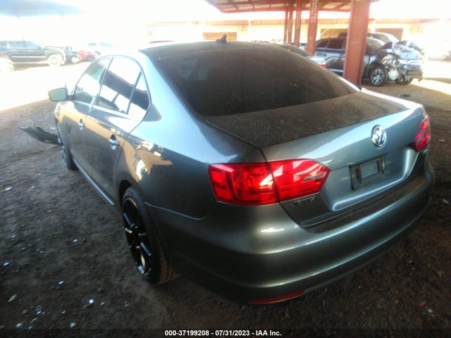 3VWLL7AJXEM427224 Volkswagen Jetta Sedan Tdi W/premium/nav