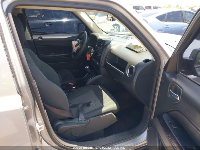 1C4NJPBA3GD613055 Jeep Patriot Sport