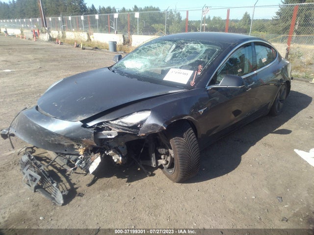 Tesla Model 3 Long Range 2018 5YJ3E1EB0JF066212 Image 2