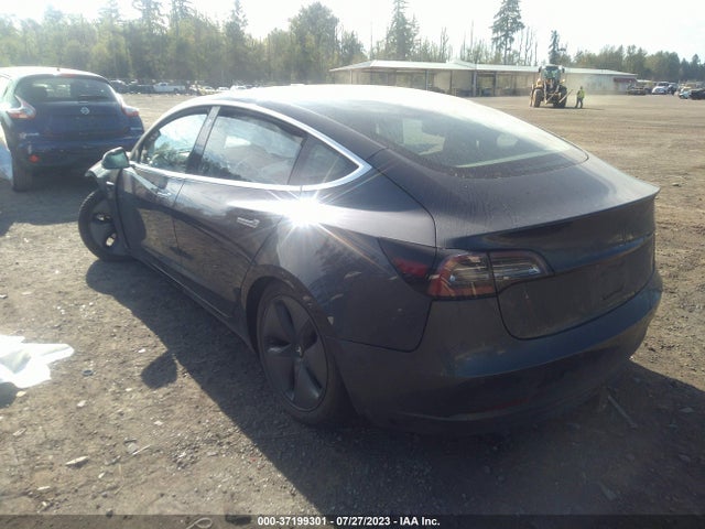 Tesla Model 3 Long Range 2018 5YJ3E1EB0JF066212 Image 9